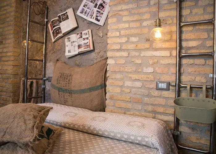 Mancini Shabby House Guest house 4*